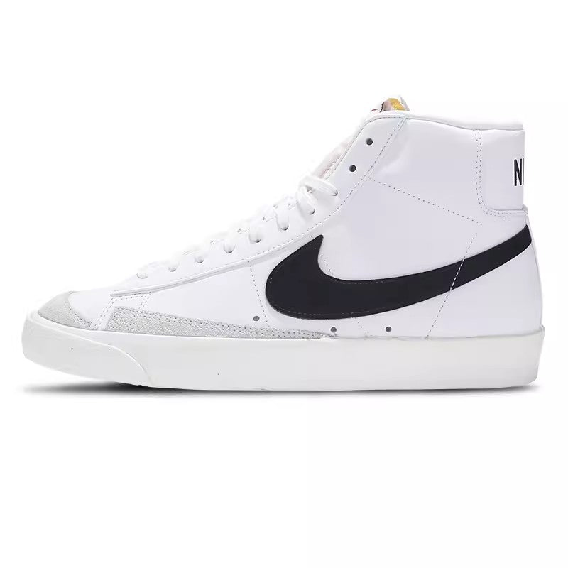 NIKE BLAZER